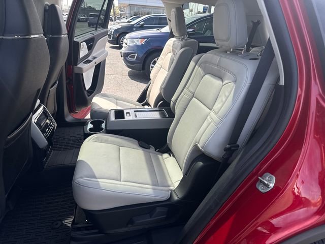 Used 2025 Lincoln Aviator Reserve w/ Equipment Group 201A image 30