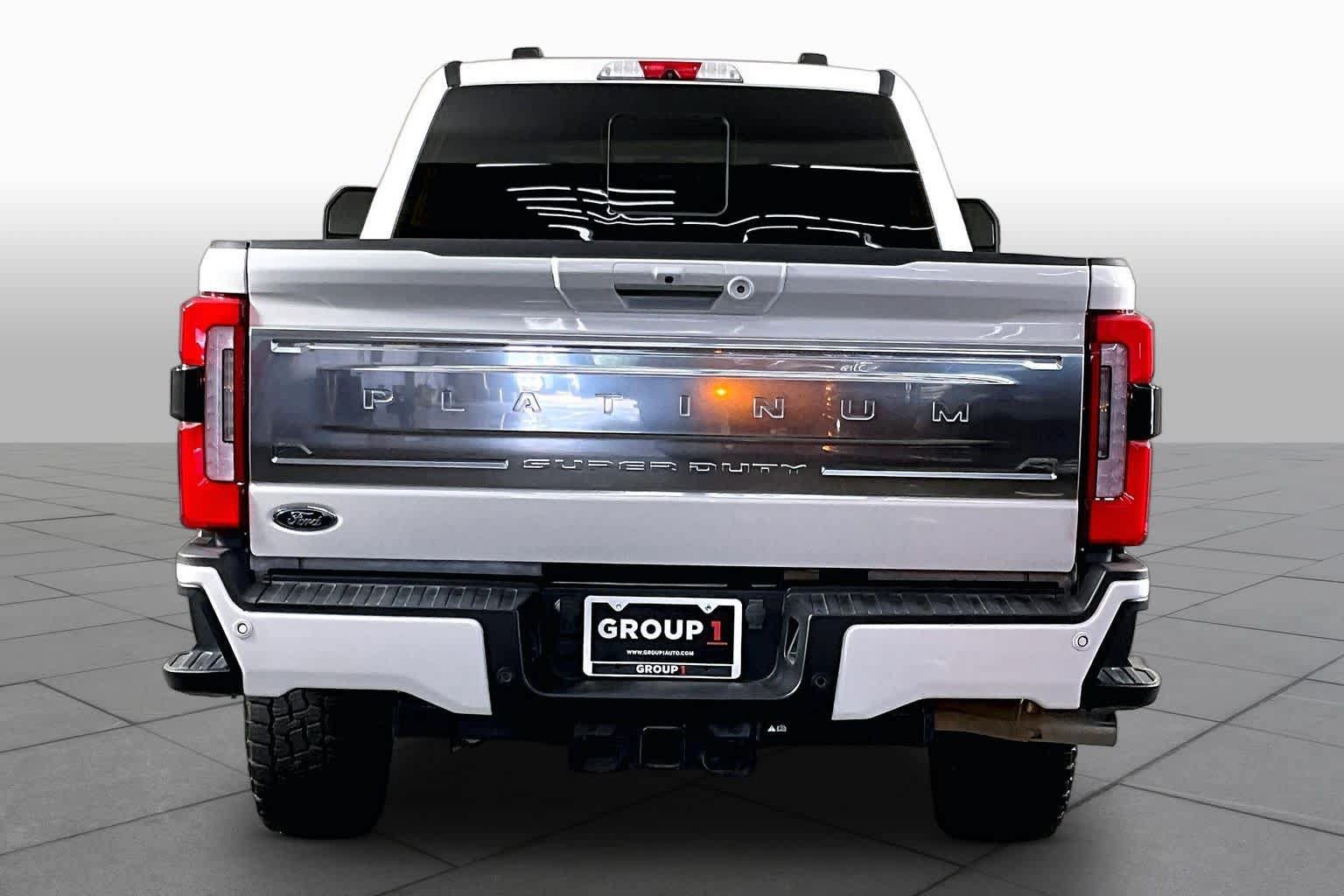 Used 2024 Ford F250 Platinum AWD/4WD image 5