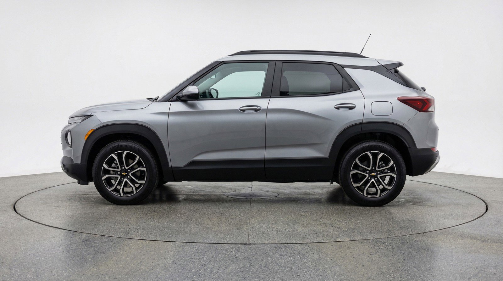 Used 2025 Chevrolet TrailBlazer LT FWD image 5