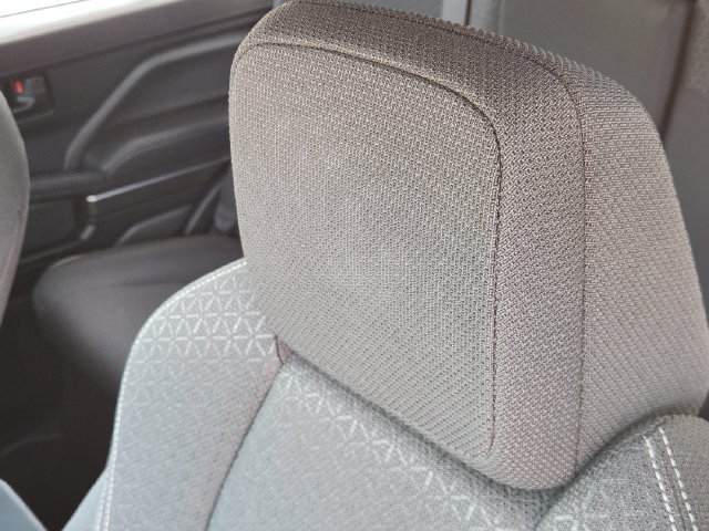 Certified 2025 Toyota 4Runner SR5 AWD/4WD image 13