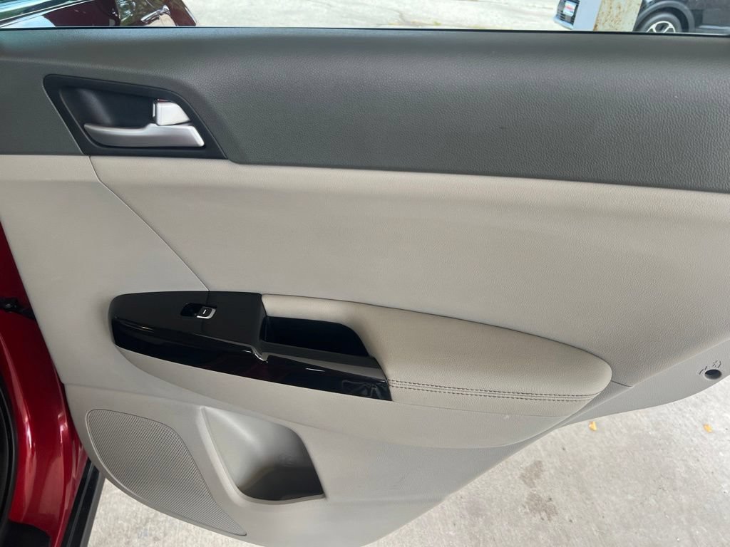 Used 2019 Kia Sportage EX AWD/4WD image 15