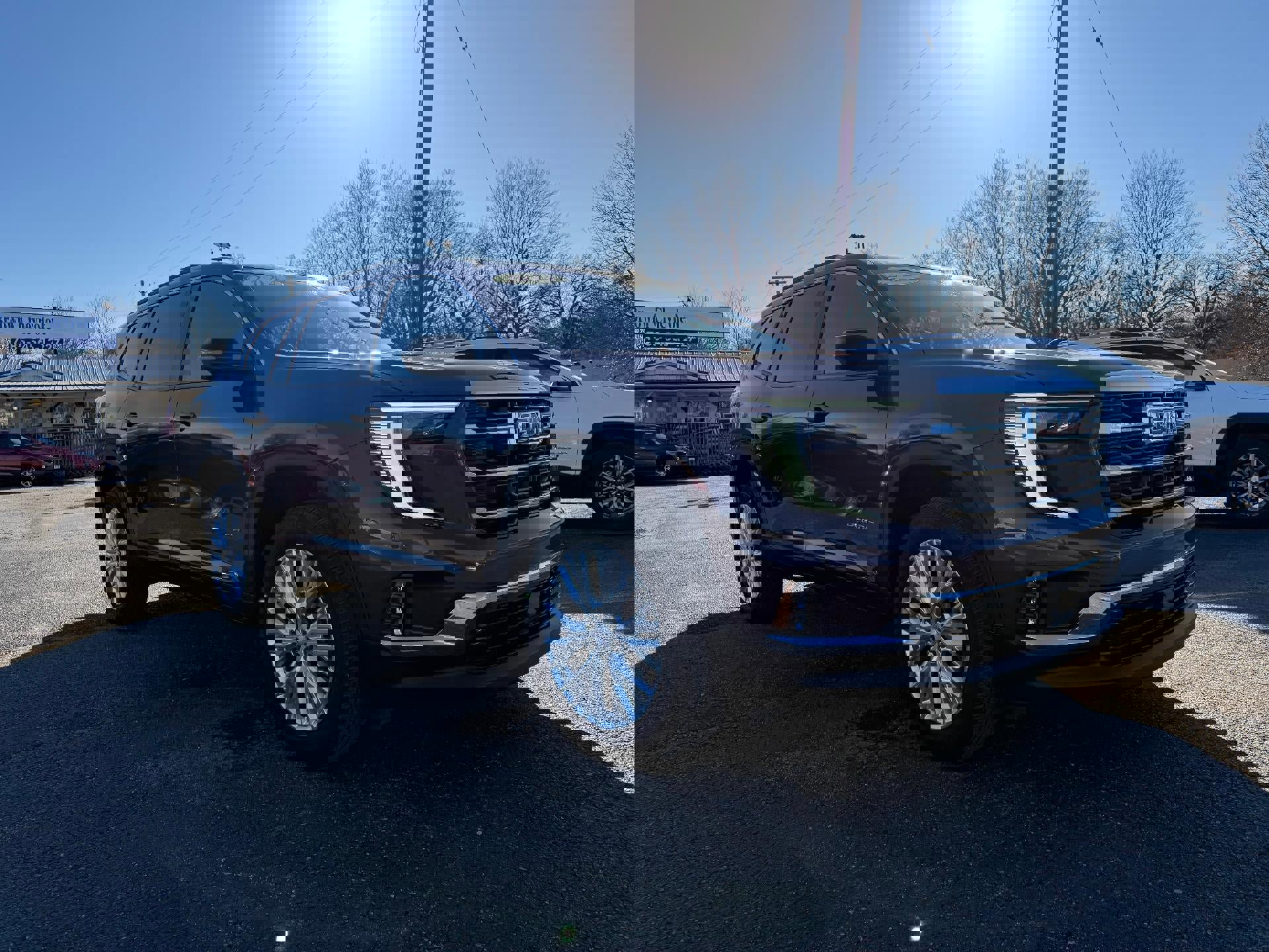 Used 2024 GMC Acadia Elevation w/ Luxury Package