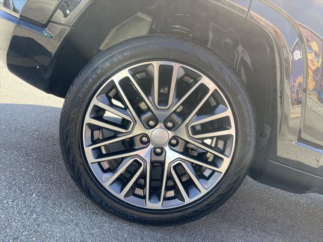 Certified 2022 Jeep Compass Limited w/ Elite Group image 14