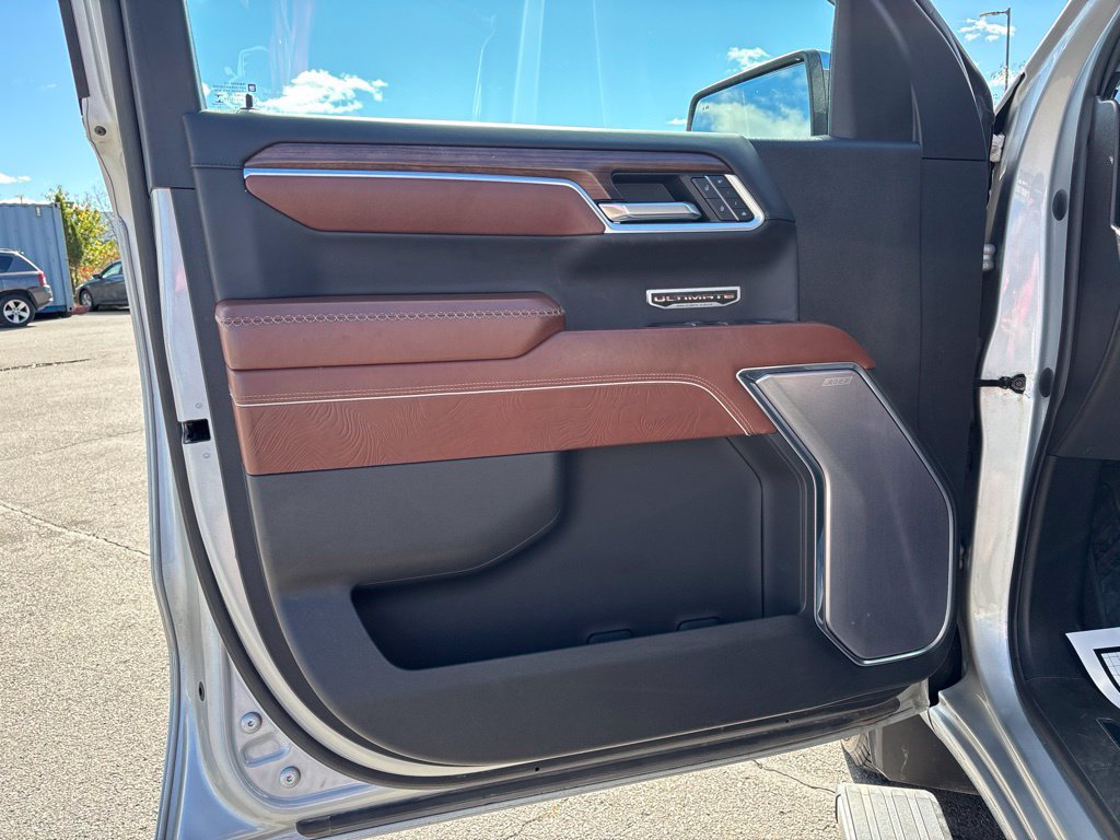 Used 2022 GMC Sierra 1500 Denali Ultimate AWD/4WD image 12