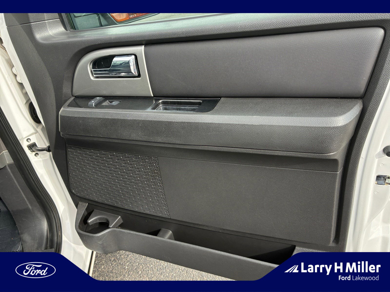 Used 2013 Ford Expedition EL Limited image 16