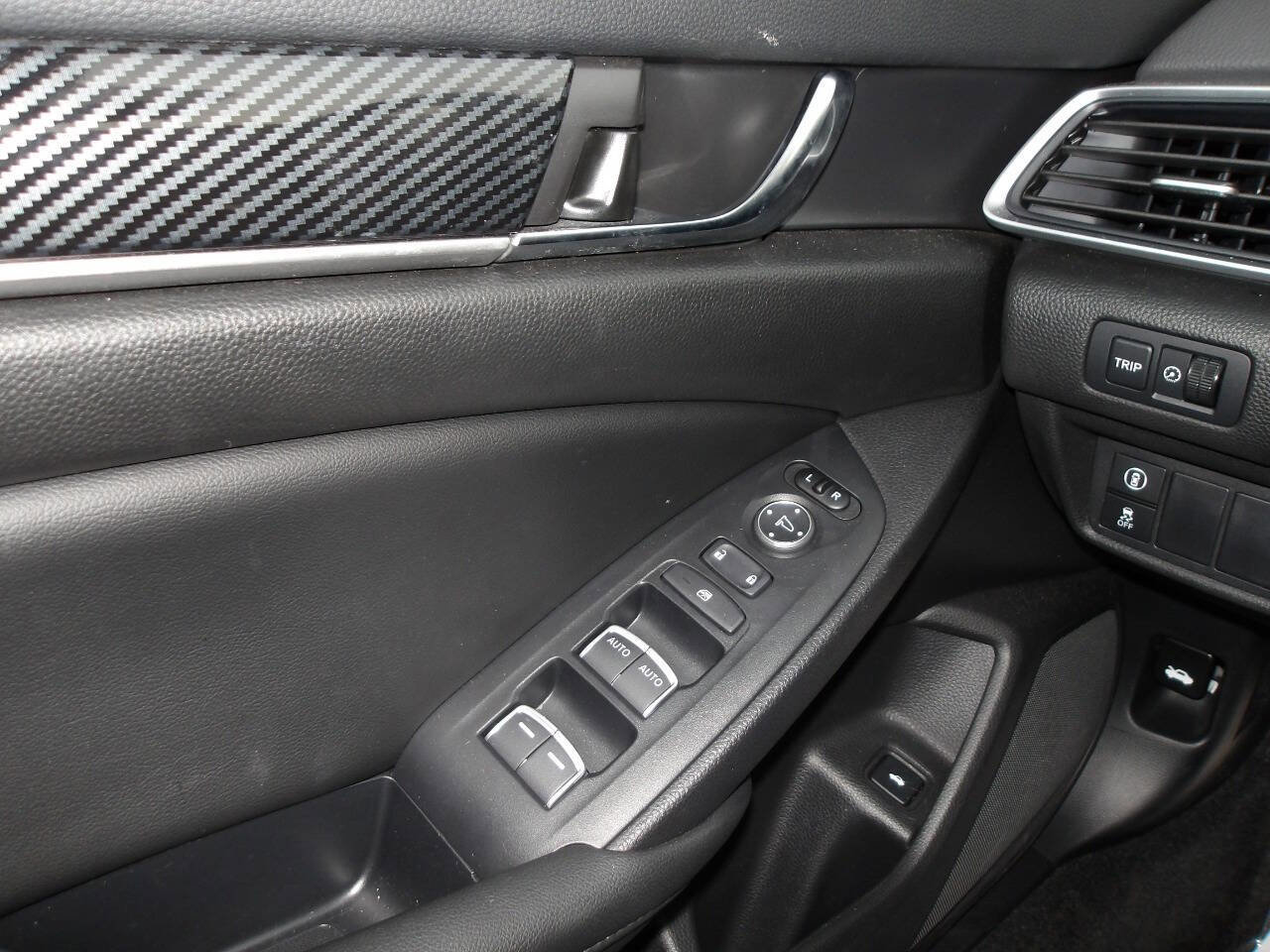 Used 2022 Honda Accord Sport Special Edition image 25