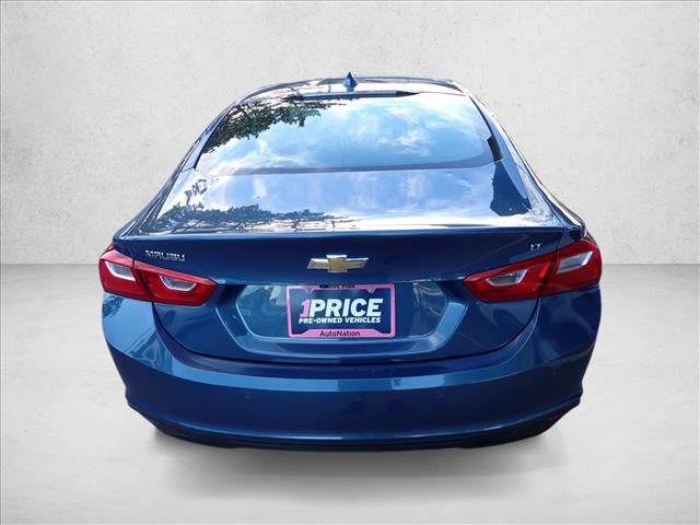 Used 2024 Chevrolet Malibu LT image 3
