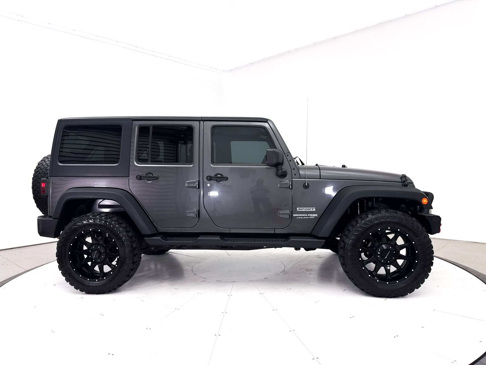 Used 2018 Jeep Wrangler Unlimited Sport S AWD/4WD image 29