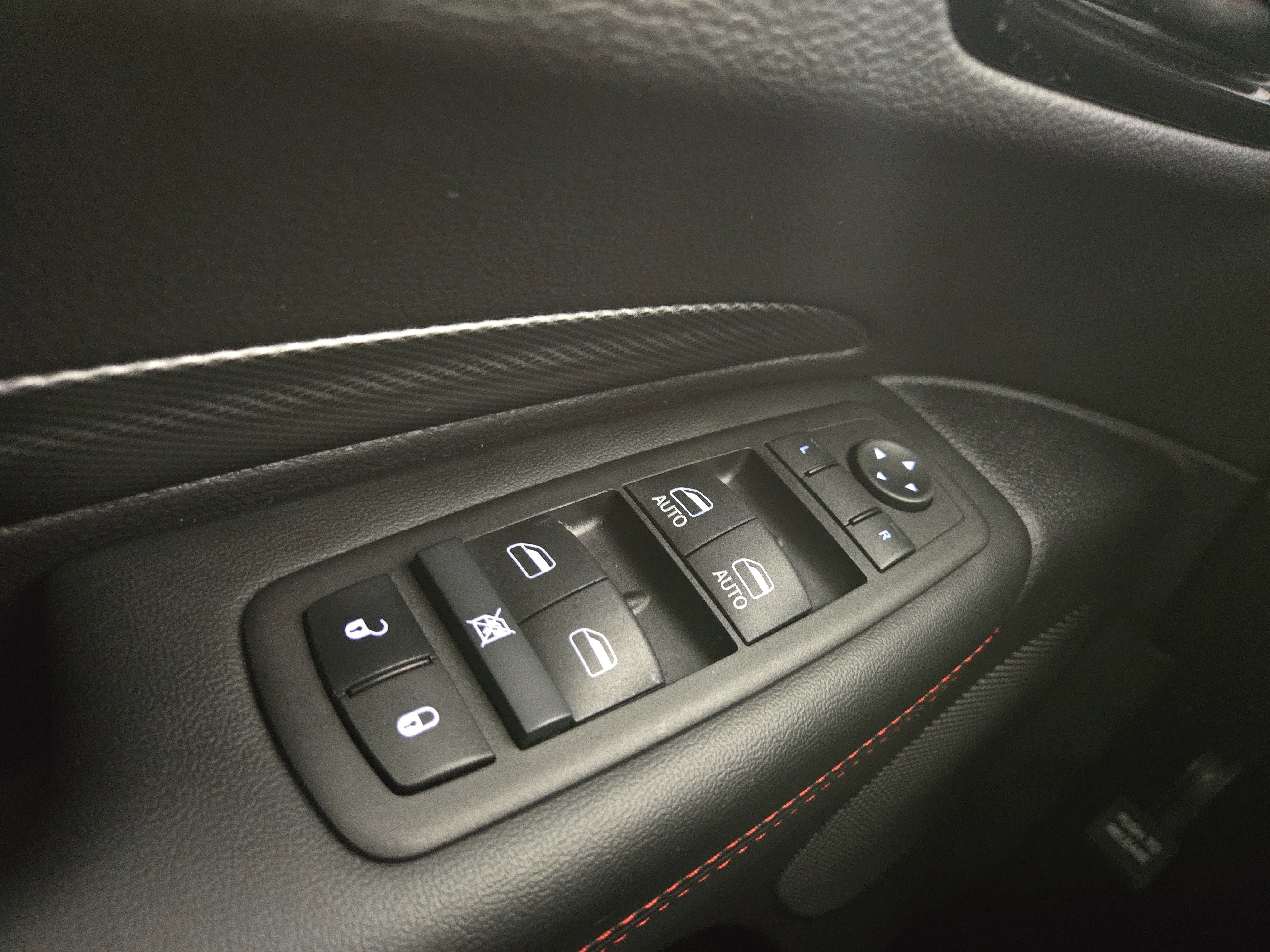 Certified 2025 Dodge Durango GT w/ Blacktop Package image 33