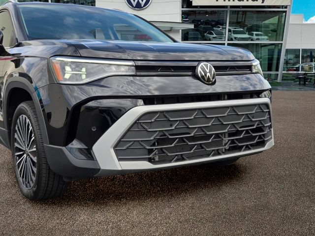 Certified 2025 Volkswagen Taos SE FWD image 9