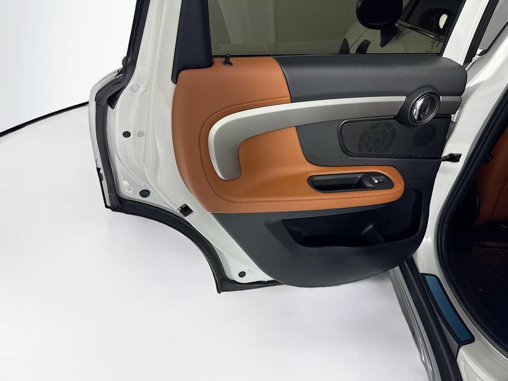 Certified 2024 MINI Cooper Countryman S FWD image 26