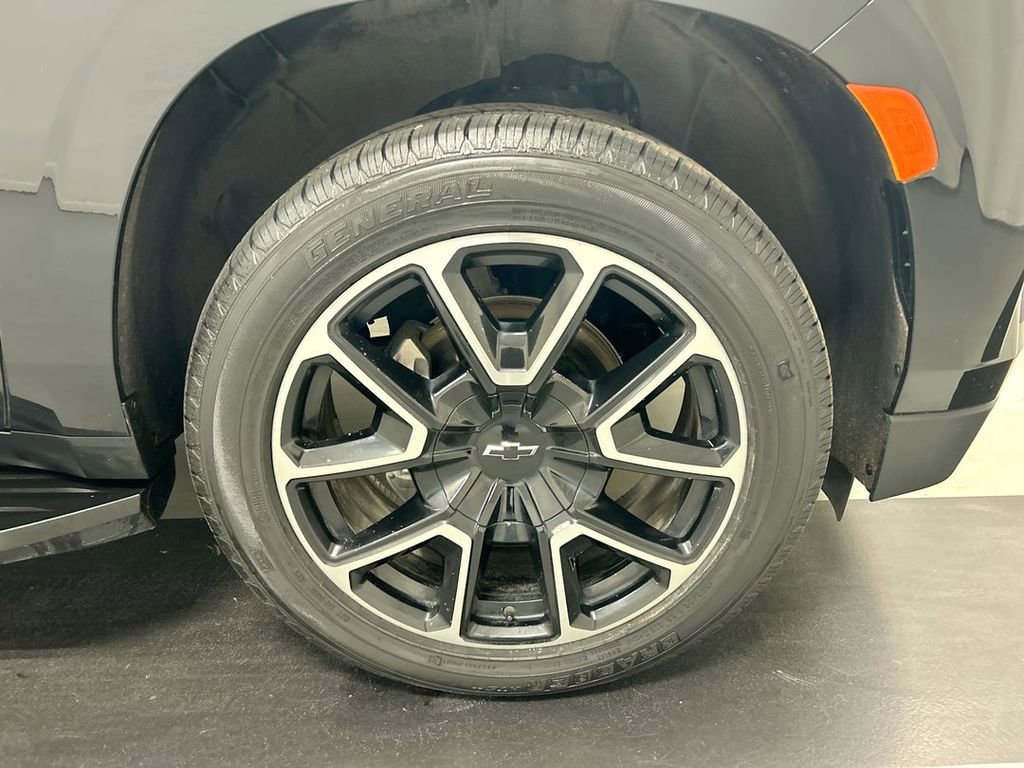 Used 2023 Chevrolet Tahoe RST w/ Sport Performance Package image 8