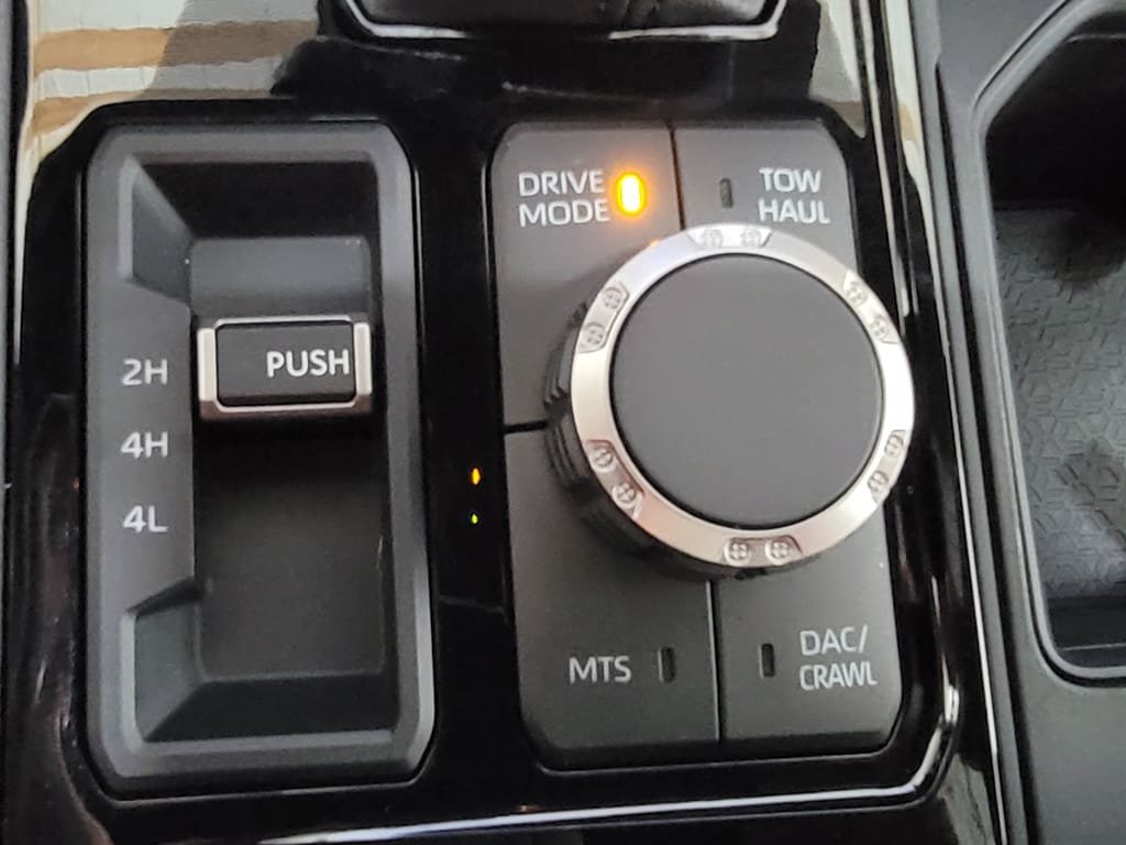 Used 2025 Toyota Tundra TRD Pro AWD/4WD image 19