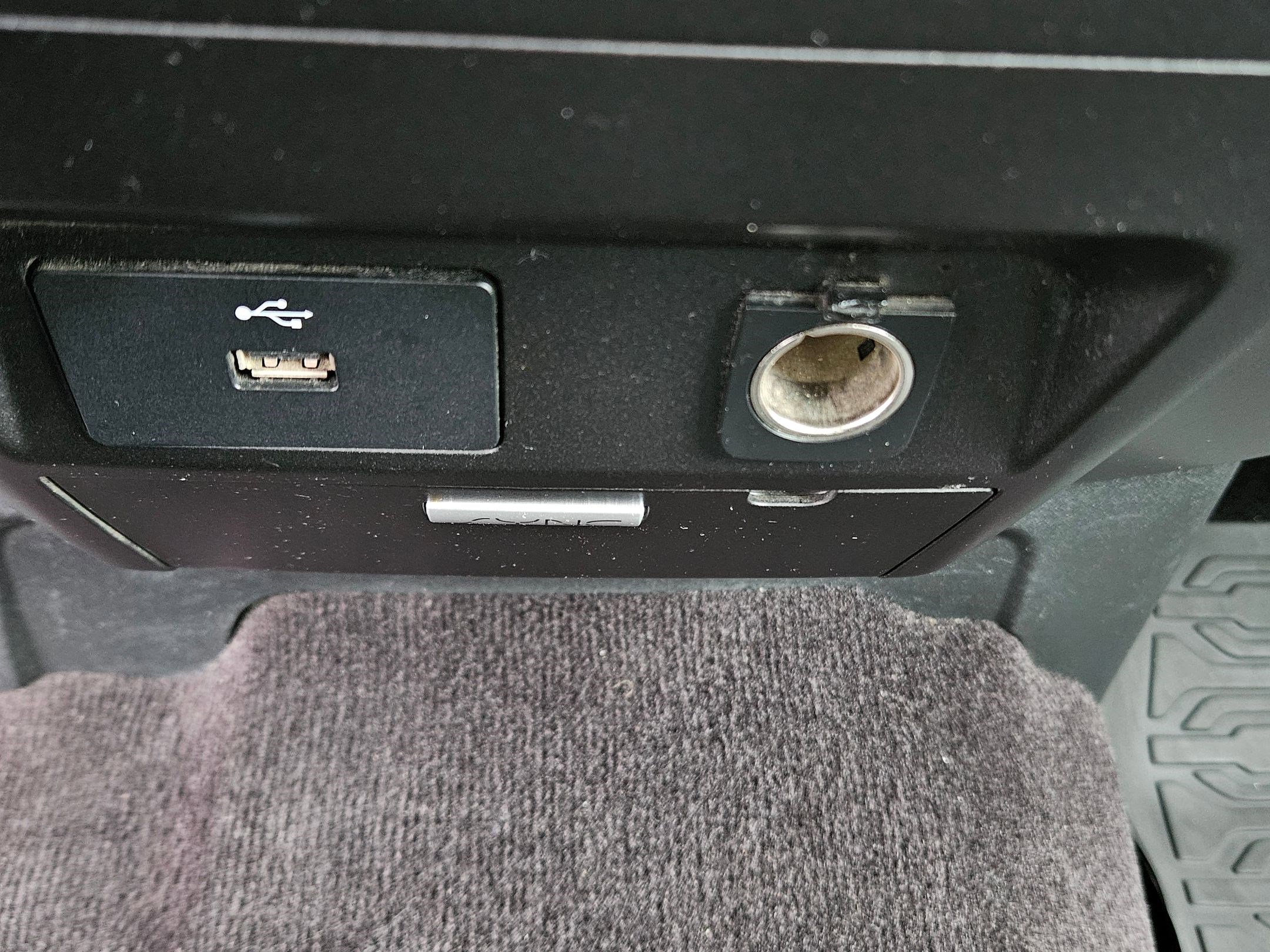 Used 2017 Ford F150 XLT image 28