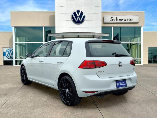 Used 2015 Volkswagen Golf TDI S image 5