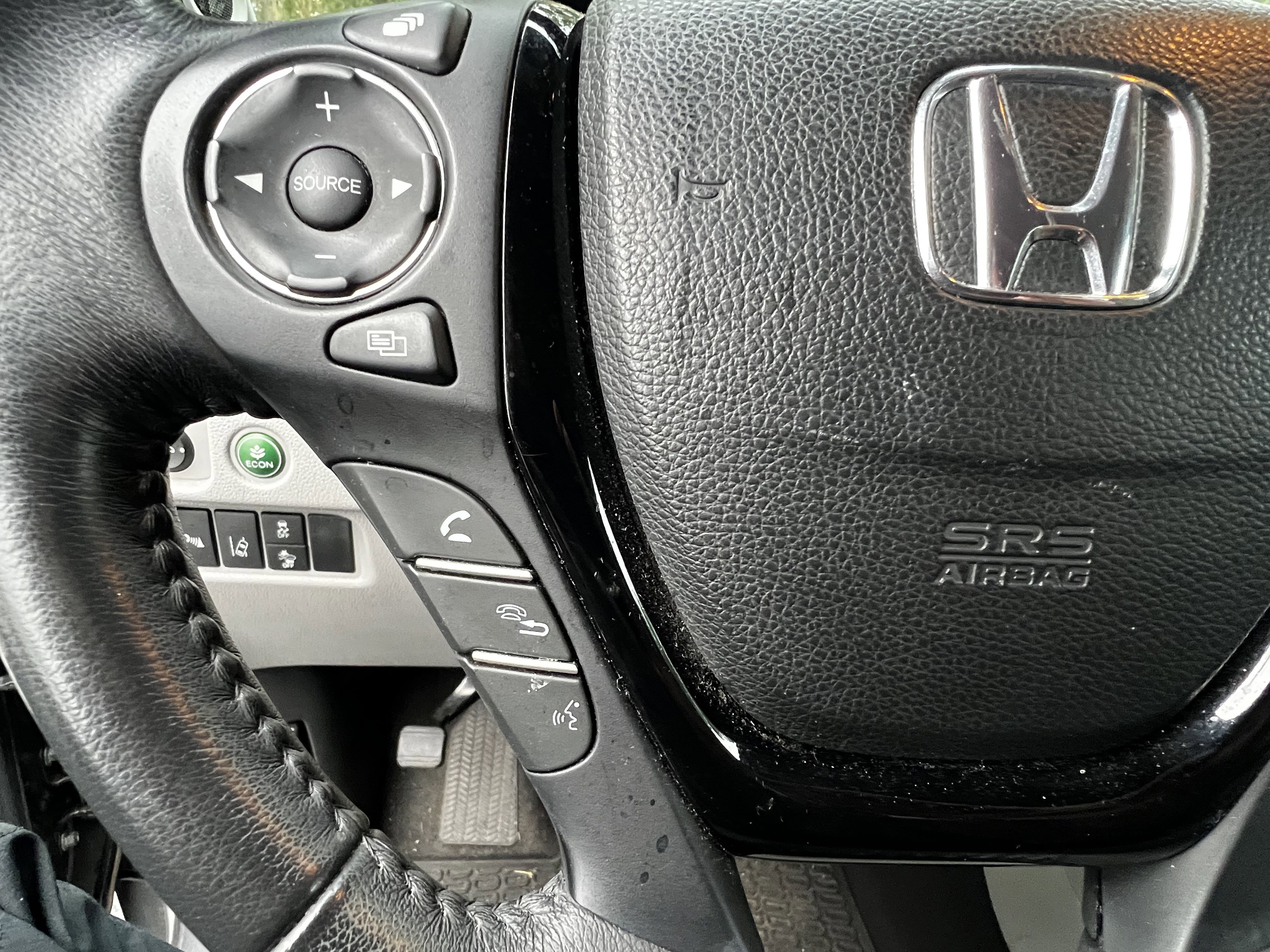 Used 2017 Honda Pilot Touring image 19