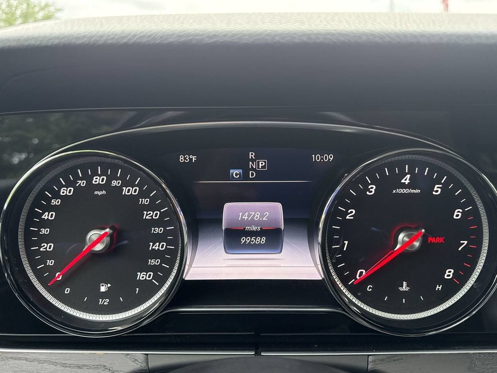 Used 2017 Mercedes-Benz E 300 4MATIC image 10