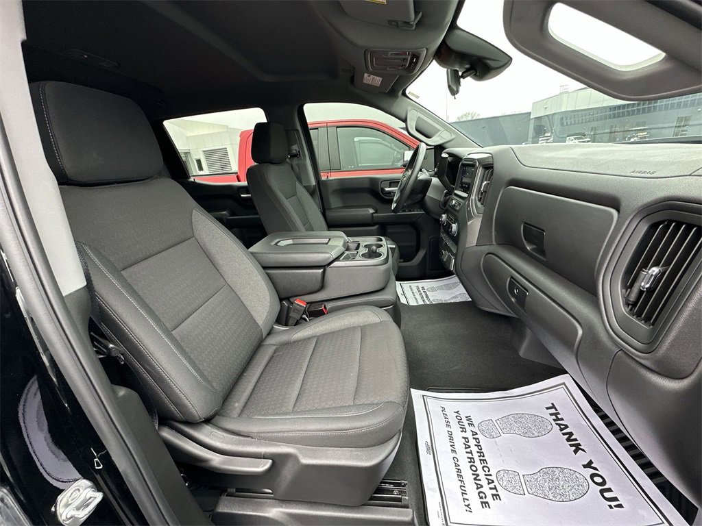 Used 2025 Chevrolet Silverado 1500 Custom image 23