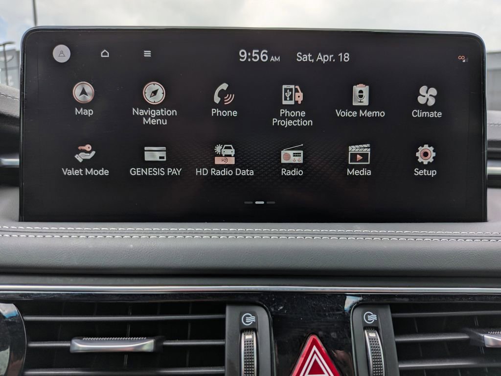 Used 2023 Genesis G70 2.0T image 19