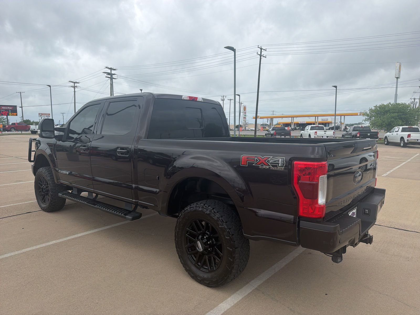 Used 2019 Ford F250 Lariat w/ Lariat Ultimate Package image 7