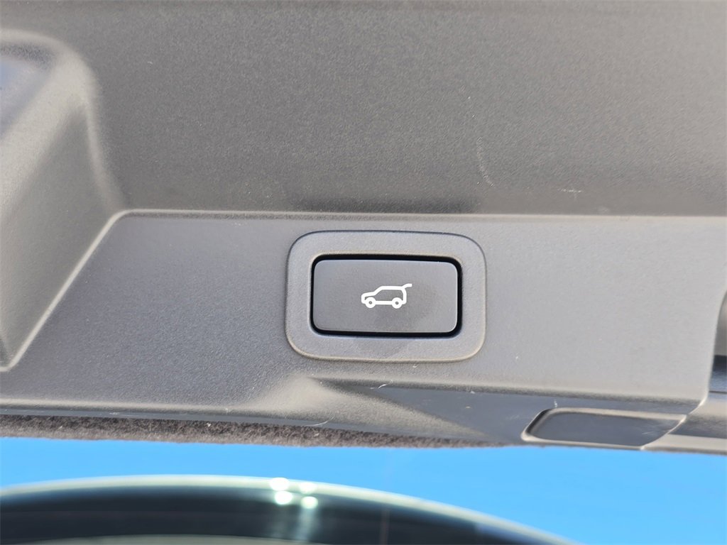 Used 2020 Land Rover Range Rover Sport HSE image 16