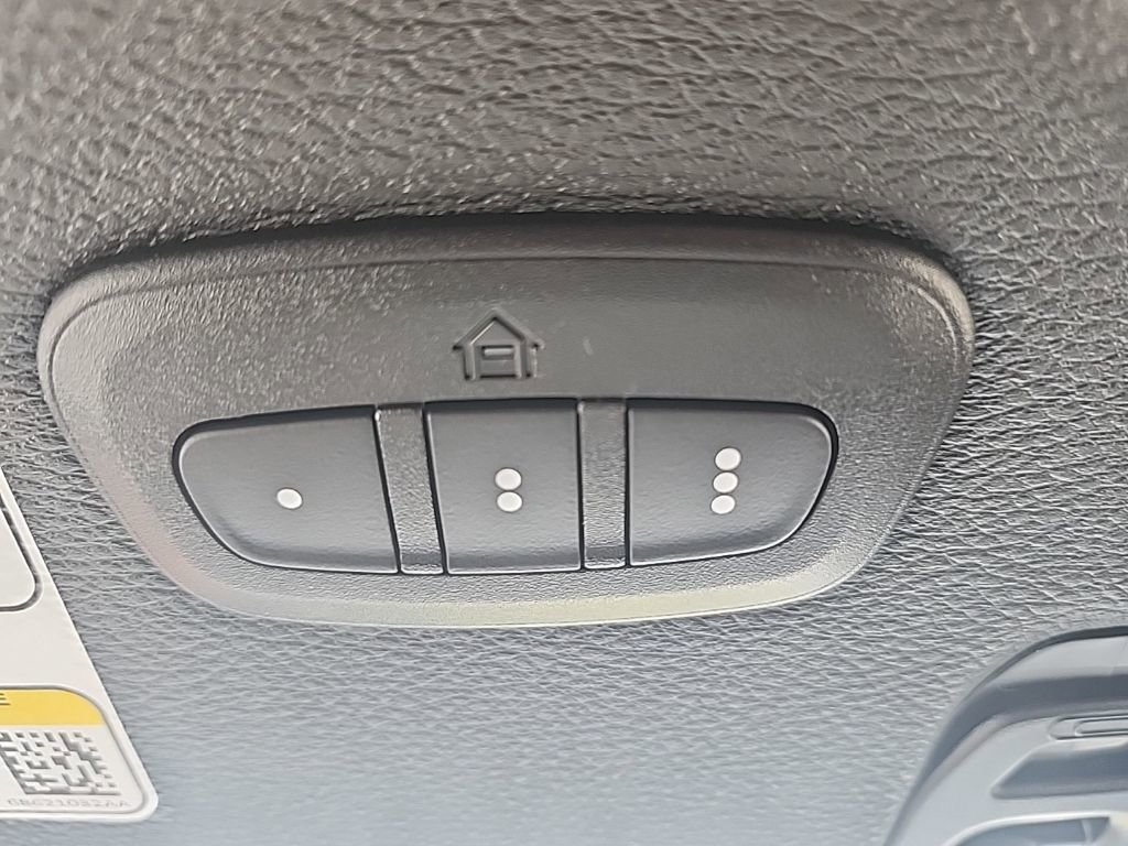 New 2025 Jeep Wrangler Unlimited Sahara AWD/4WD image 39