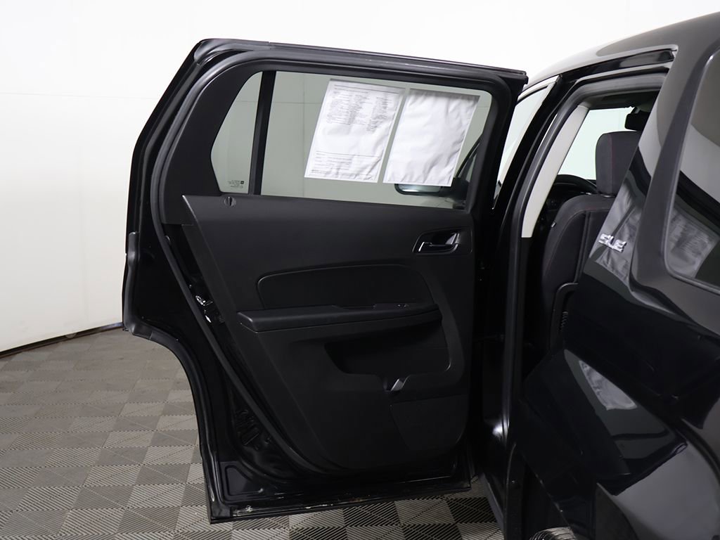 Used 2017 GMC Terrain SLE FWD image 17