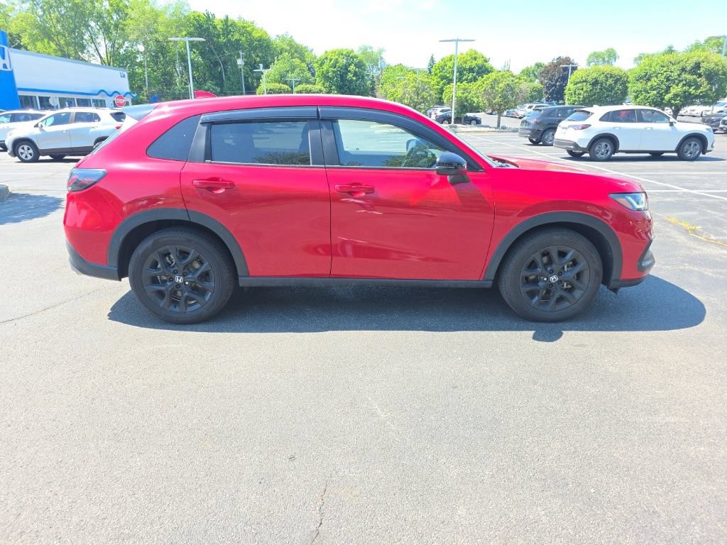 Certified 2025 Honda HR-V Sport image 8