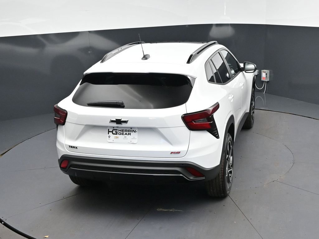 New 2026 Chevrolet Trax RS w/ Sunroof Package FWD image 33