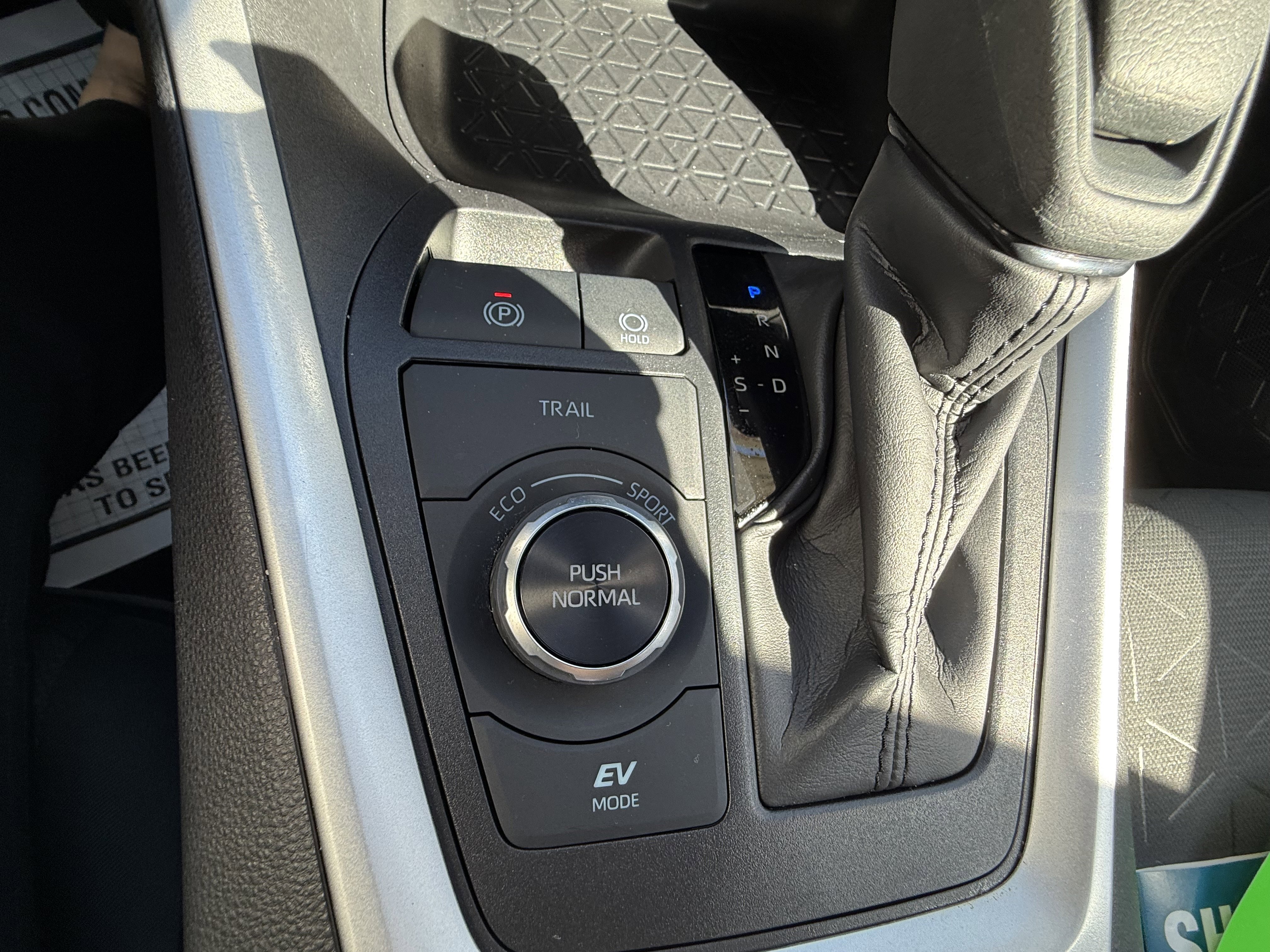 Certified 2025 Toyota RAV4 XLE image 16