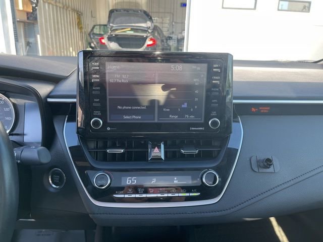 Used 2022 Toyota Corolla SE w/ SE Premium Package FWD image 15