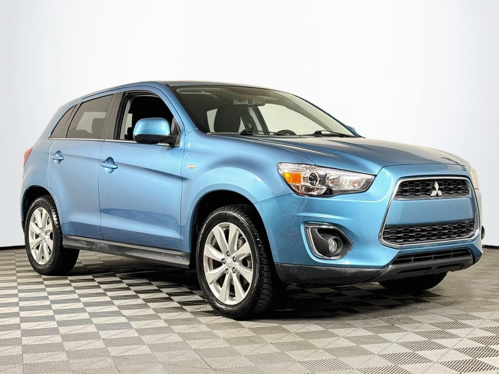 Used 2014 Mitsubishi Outlander Sport SE AWD/4WD image 1