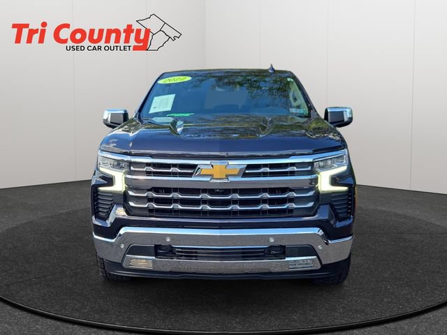 Used 2022 Chevrolet Silverado 1500 LTZ AWD/4WD image 2
