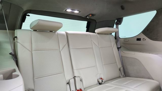 Used 2025 Cadillac Escalade Sport Platinum w/ LPO, Floor Liner Package image 29