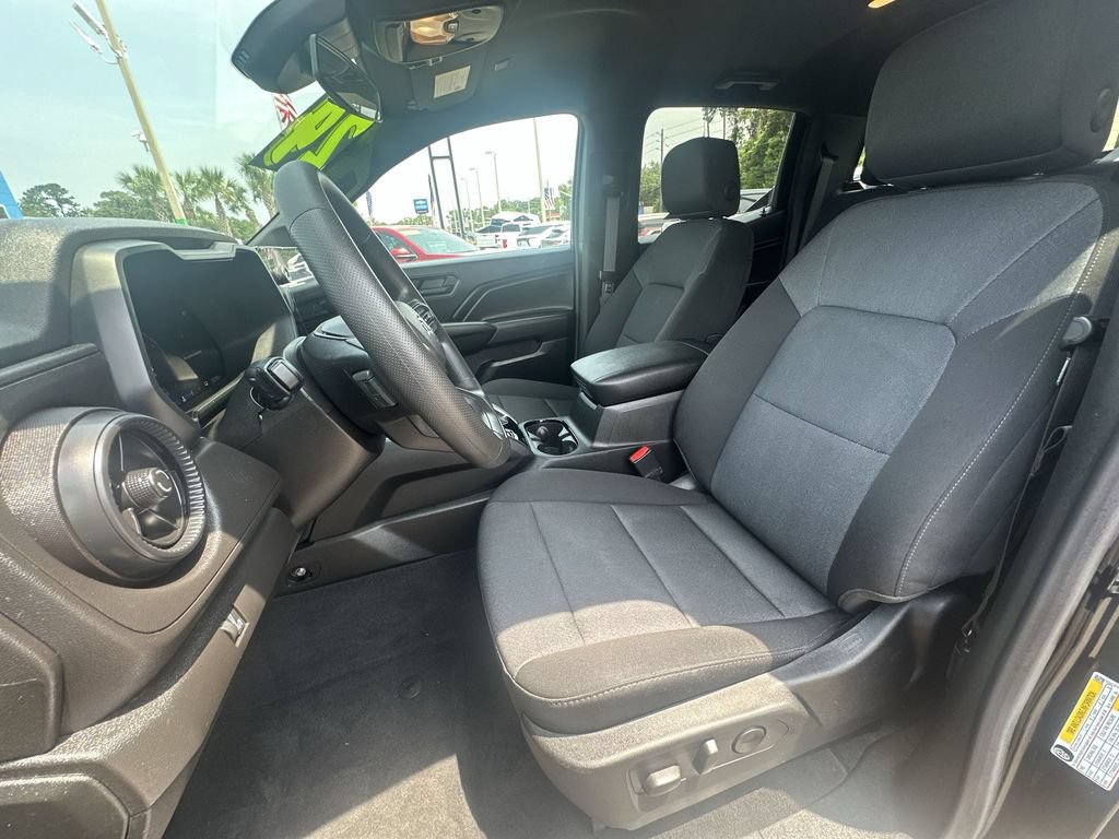 Used 2024 Chevrolet Colorado Trail Boss w/ LPO, Dark Essentials Package AWD/4WD image 19