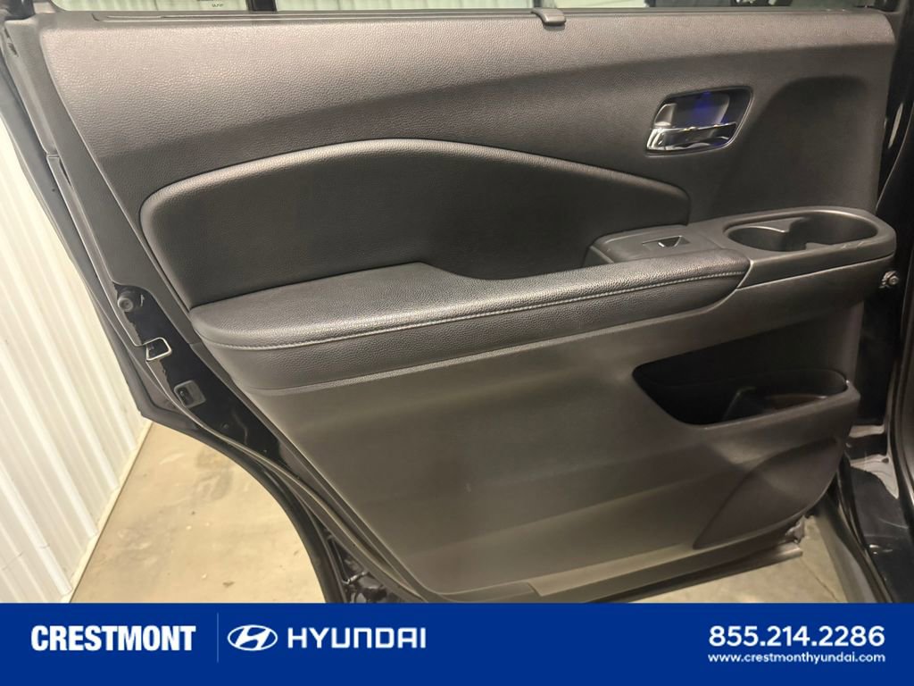 Used 2016 Honda Pilot Elite image 26