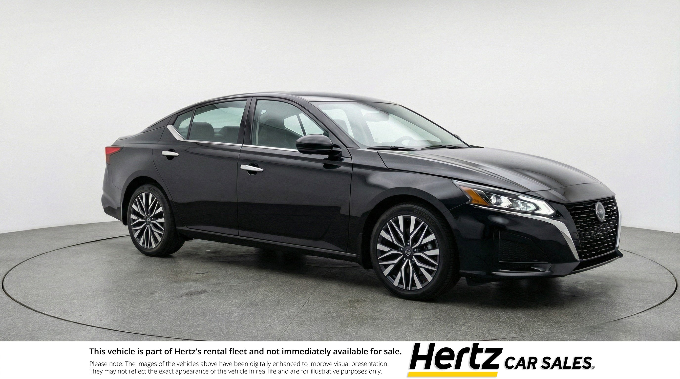 Used 2025 Nissan Altima 2.5 SV FWD image 1