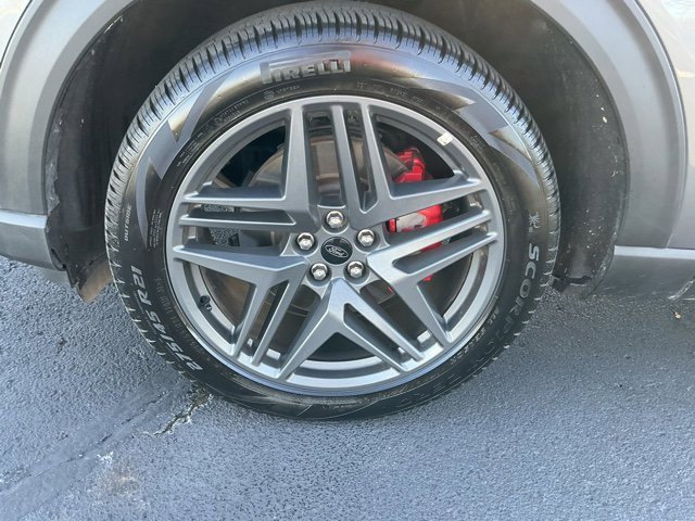 Used 2025 Ford Explorer ST-Line w/ ST-Line Street Pack image 12