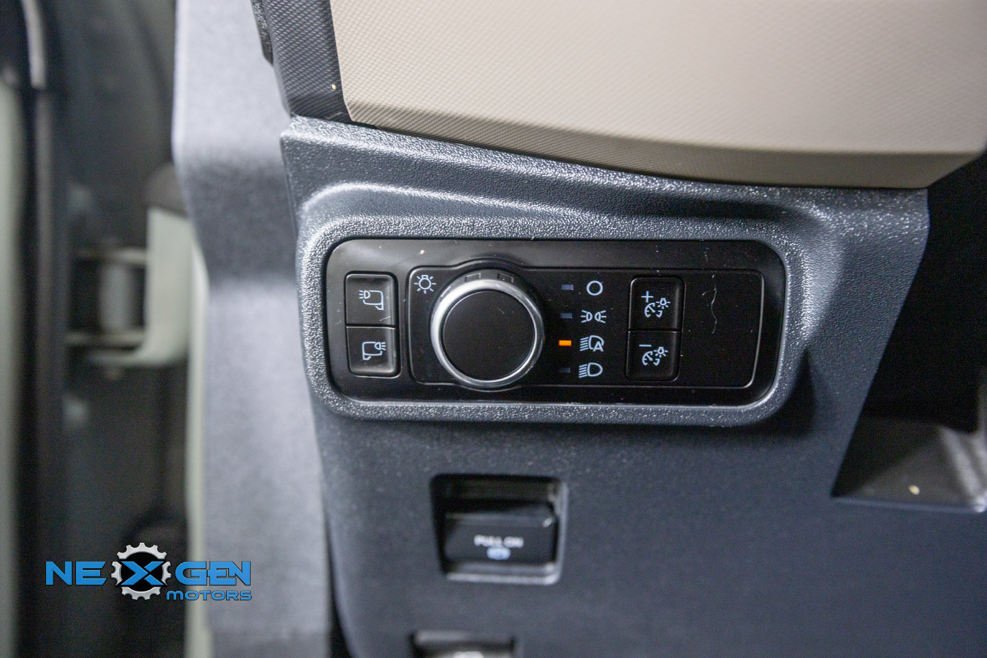 Used 2024 Ford Bronco Wildtrak AWD/4WD image 16
