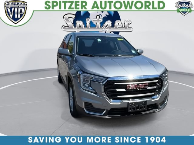 Used 2024 GMC Terrain SLE AWD/4WD image 4