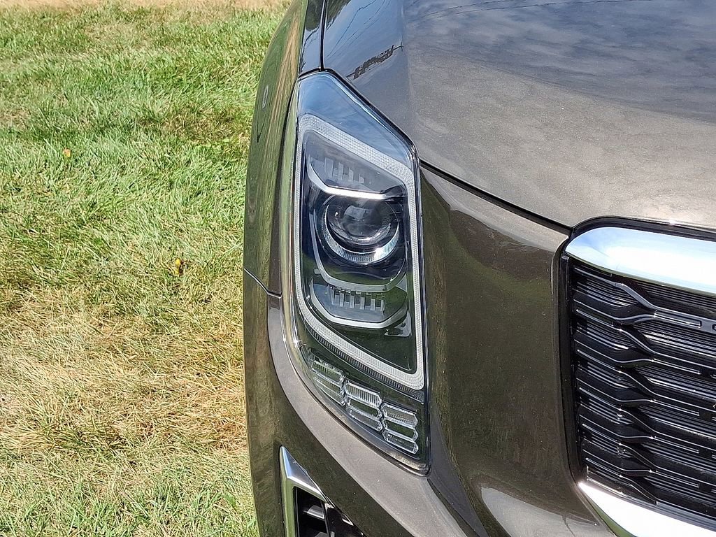 Certified 2022 Kia Telluride S image 9