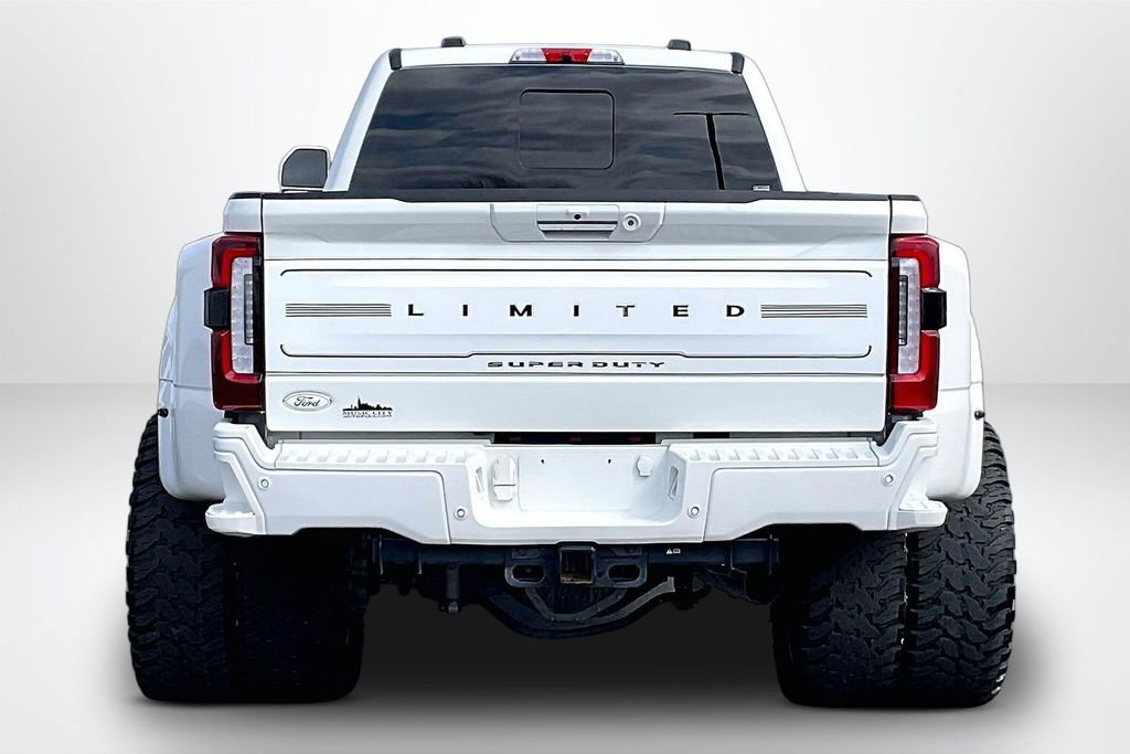Used 2024 Ford F450 Limited image 7