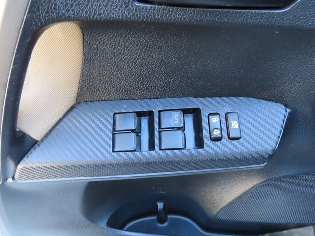 Used 2013 Toyota RAV4 XLE image 29