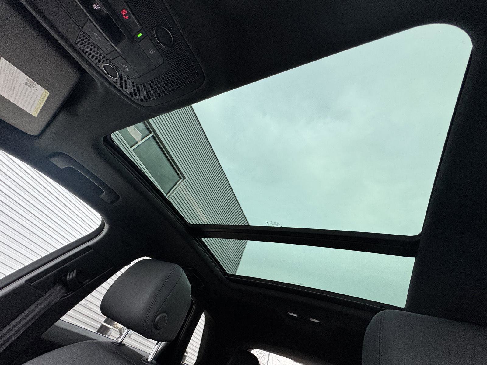 Used 2022 Audi Q3 2.0T Premium Plus image 17