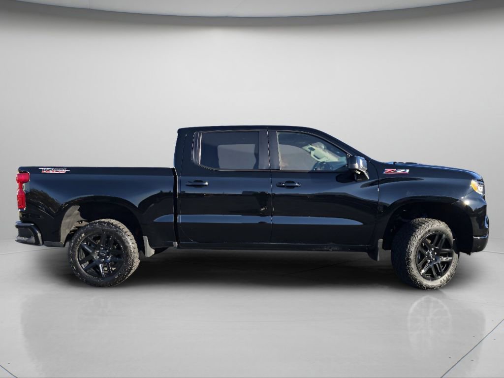 Used 2024 Chevrolet Silverado 1500 LT Trail Boss w/ Convenience Package II image 28