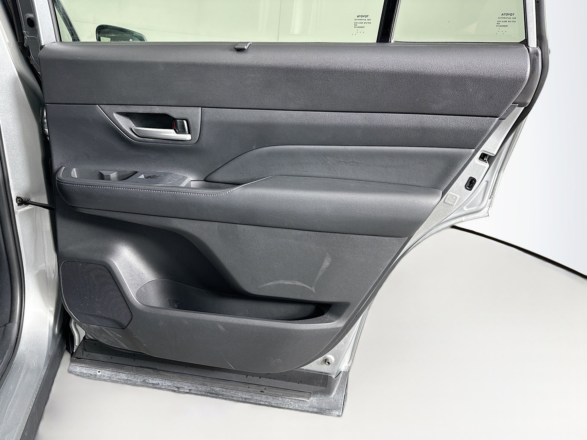 Used 2025 Toyota Grand Highlander FWD image 31