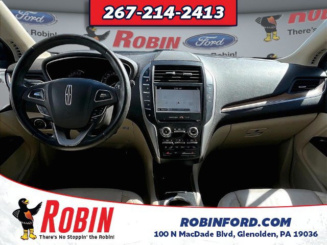 Used 2017 Lincoln MKC Select w/ Select Plus Package AWD/4WD image 9