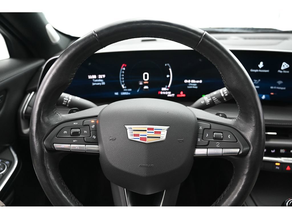 Used 2024 Cadillac XT4 Premium Luxury image 12