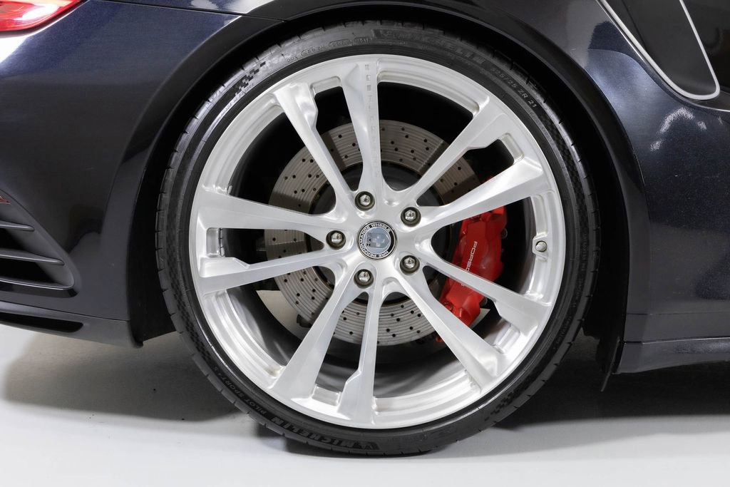 Used 2019 Porsche 911 Turbo image 25