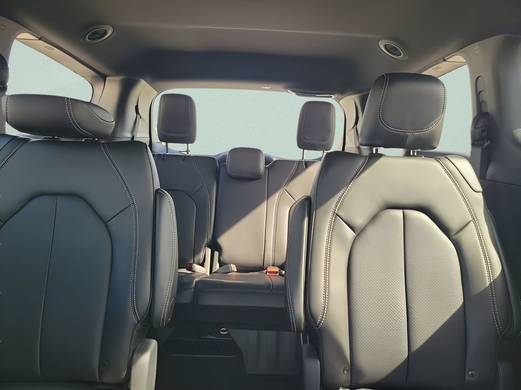 New 2026 Chrysler Voyager LX FWD image 13